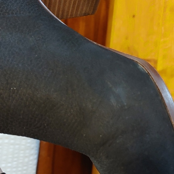 Women's Cole Haan Black Leather Ankle Boots 9B - Picture 12 of 13